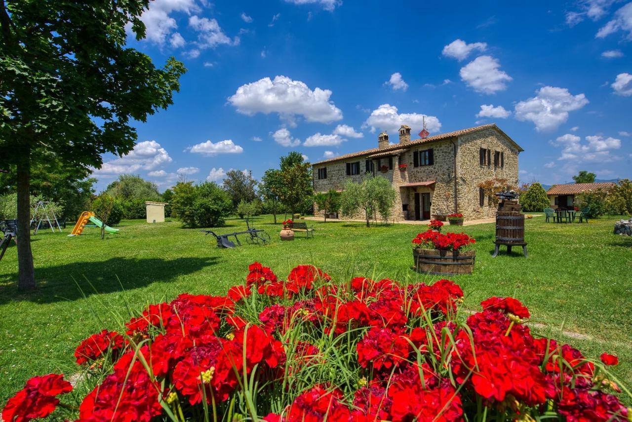 Agriturismo Le Terre Del Casale Assisi Buitenkant foto
