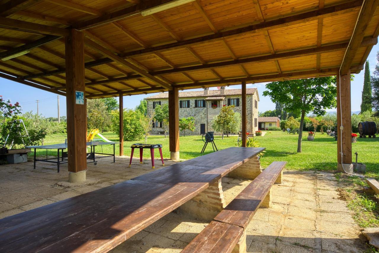 Agriturismo Le Terre Del Casale Assisi Buitenkant foto