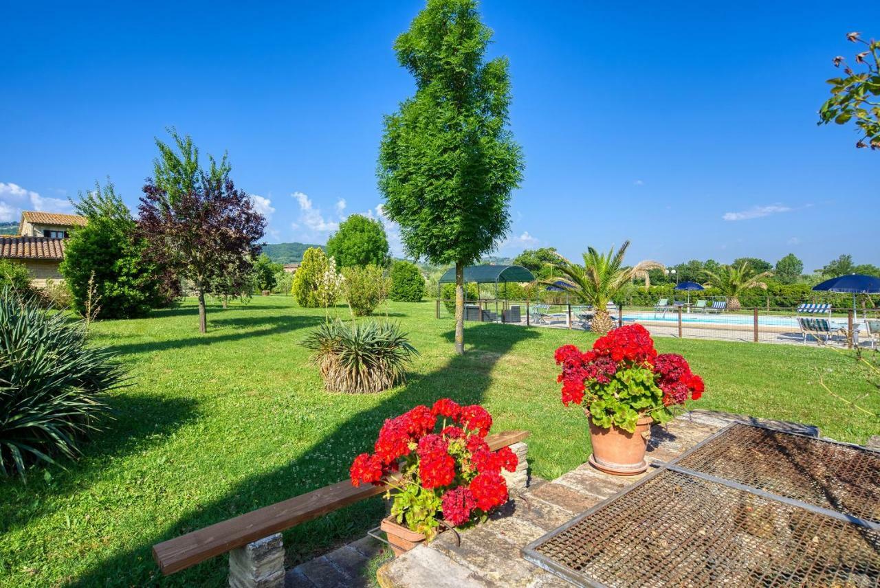 Agriturismo Le Terre Del Casale Assisi Buitenkant foto